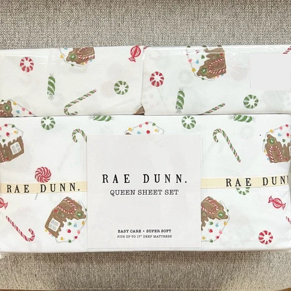 Rae Dunn Christmas Gingerbread Queen Sheet Set - Picture 2 of 5